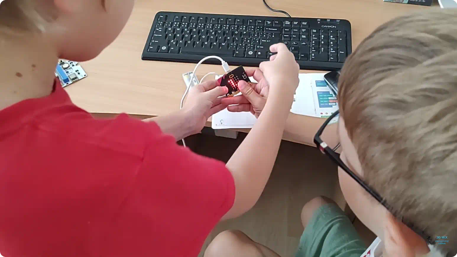 programujeme s micro-bitom